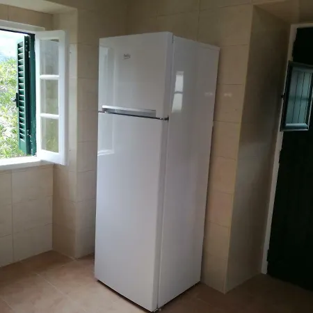 Holiday home Montejunto - Casa Do Platano *