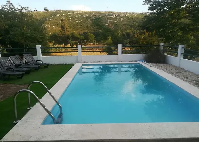 Montejunto - Casa Do Platano בית נופש Cadaval